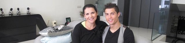 Katia Aveiro se convierte en ídolo de masas