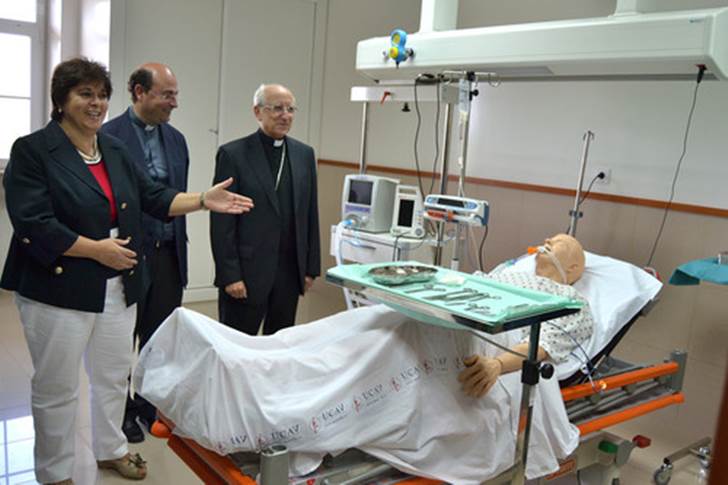 Practicas reales desde el principio de la carrera