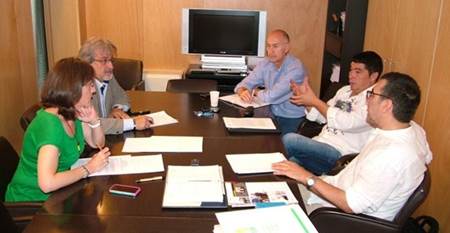 Izquierda Unida se compromete con el transporte de mercancias