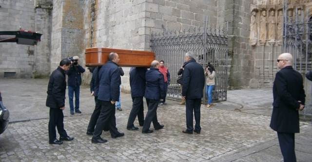 Los abulenses honramos también a nuestro expresidente