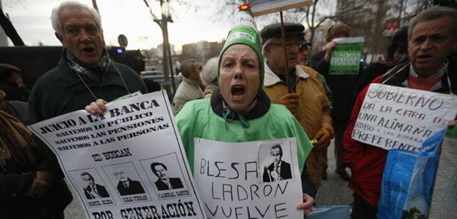 Un nonagenario recupera 242.000 euros invertidos en preferentes