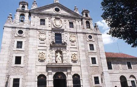 Y las campanas conmemoraron el nacimiento de la Santa