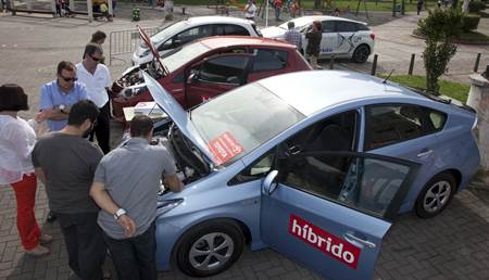 ¿Qué hacer cuando el coche accidentado es un hibrido o un eléctrico?