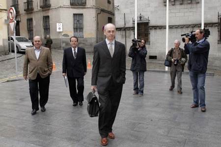 Absuelven a los técnicos de la Ciudad del Golf de las Navas