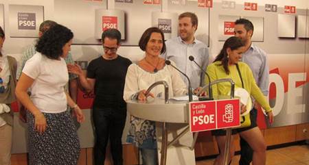 Luis Tudanca coge la delantera en el PSCyL