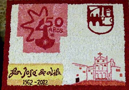 Es indecente el incremento del gasto, hasta los 7.000 euros, para la ofrenda floral a La Santa