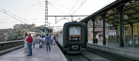 La Línea Madrid - Ávila debe ser “incuestionablemente” obligada