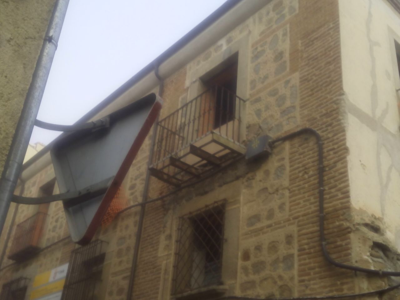 UPyD denuncia la situación de un edificio propiedad de la Diputación