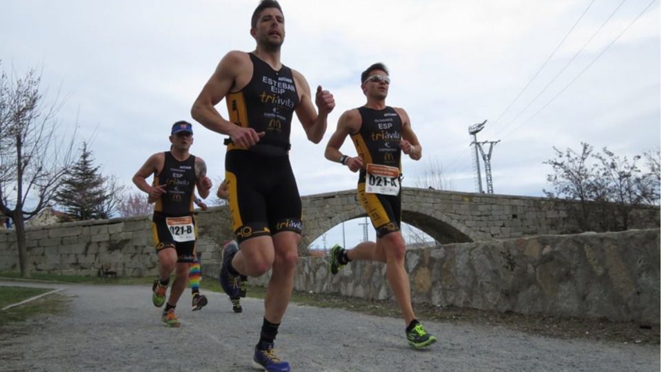 Triatlón Salamanca, Tubular Bikes y Galapagar, mejores escuadras en Ávila