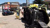 Muere un paciente al volcar una ambulancia en Medina de Rioseco