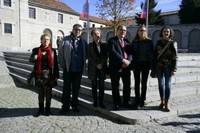 El PSOE presenta los rivales de Pablo Casado