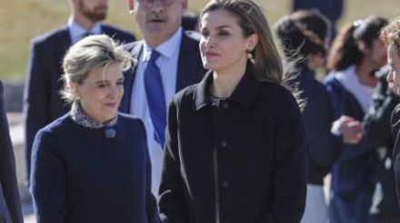 La Reina Letizia clausura en Ávila el congreso «Mujer y discapacidad»