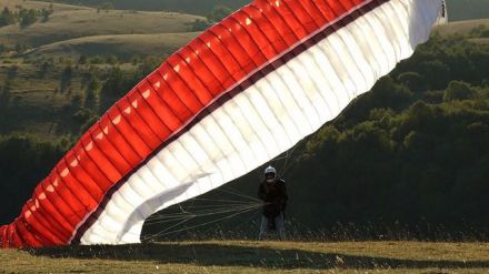 Un herido cuando practicaba parapente