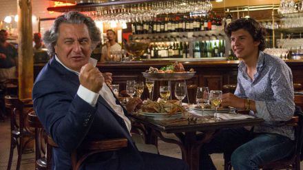 Con los brazos abiertos