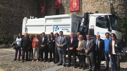 Nuevo camión de recogida selectiva para el Consorcio Valle del Tiétar, en el sur de la provincia de Ávila