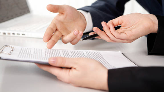 Deje de echar balones fuera