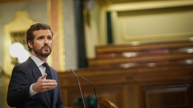 Casado pide a Sánchez que 'acote esta pandemia' gobernando 'con firmeza tras 45 días de ineficacia'