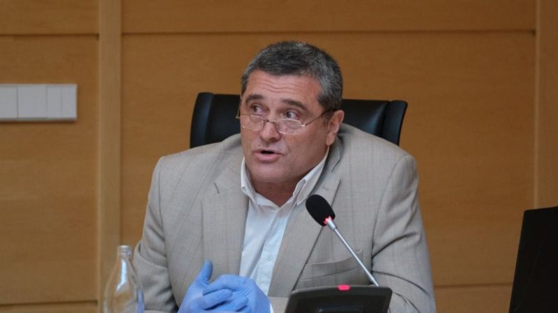 Por Ávila sobre los sanitarios ante la COVID-19: 'Su actitud ha permitido que el sistema no colapse'