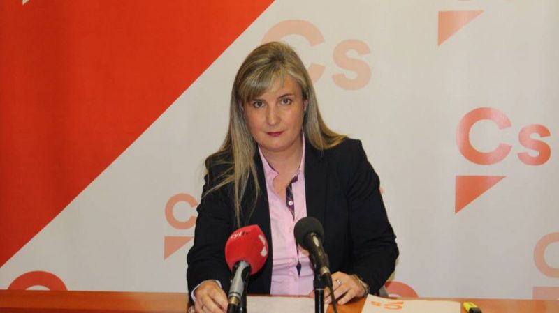 Julia Martín asume el cargo de concejal del Grupo Municipal Ciudadanos tras la salida de Alberto Burgos