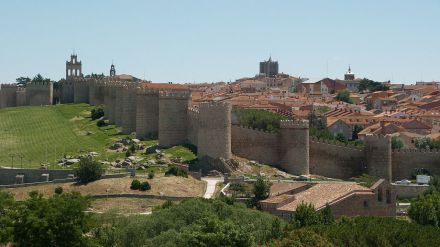 Ávila da comienzo a la 'Operación Asfalto 2020' en la avenida Agustín Rodríguez Sahagún