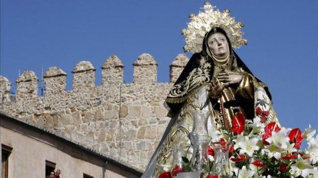 El Covid-19 obliga a suspender las fiestas patronales de la Santa en Ávila