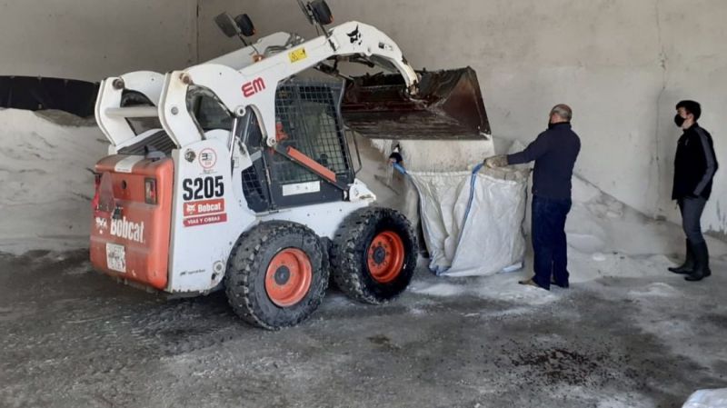 Casi 1.000 kilómetros de la red provincial de Ávila tratados frente al hielo en la jornada del lunes