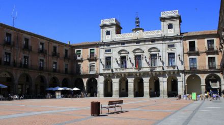 El Ayuntamiento de Ávila contrata a una treintena de desempleados