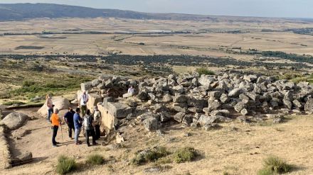 La excavación en 'El Torreón' de Ulaca sigue buscando descubrir la función que tuvo el edificio