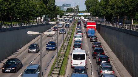 Más de 6 millones de desplazamientos: Operación especial de tráfico por el puente del 15 de agosto