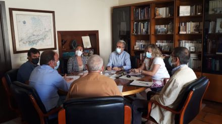 La Junta se reúne con las organizaciones profesionales agrarias de la provincia de Ávila por el incendio de Navalacruz