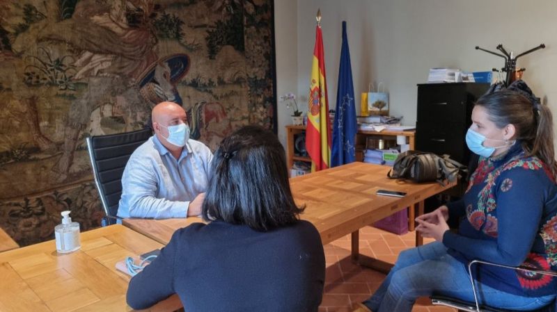 Ciudadanos consulta la situación de la Escuela de Música de Ávila con sus responsables