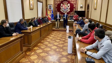 Los trabajadores de COVEL reciben el agradecimiento de la Diputación 'a su gran labor'