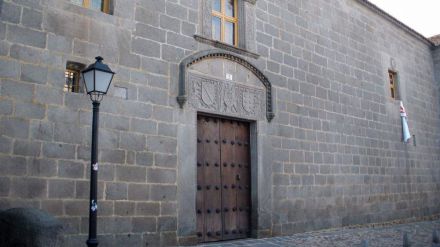 Exposición de Vicente Barreira en el Palacio de los Verdugo