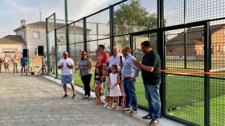 Papatrigo cuenta con nueva pista de pádel