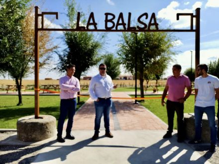 Mamblas remodela el parque de La Balsa con los fondos de las fiestas que no se celebraron en 2021