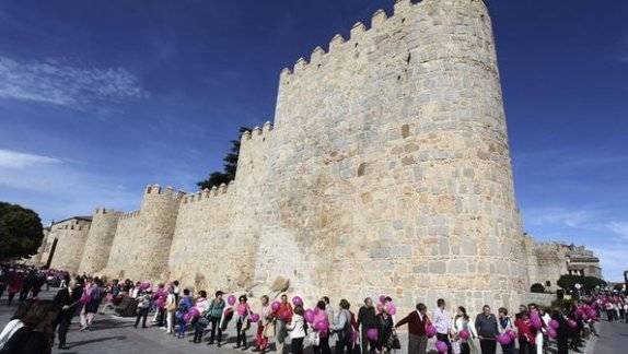La Diputación de Ávila celebra el Día contra el Cáncer de Mama