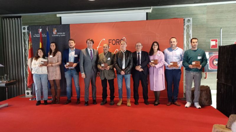 Los Premios 'Fuentes Claras' 2022 recaen en El Oso