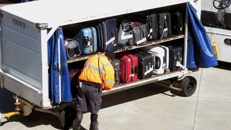 Los trabajadores ocupados en el sector turístico rozan los 3 millones