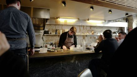 El paro cae en mayo en todos los sectores con una bajada de 58.650 personas