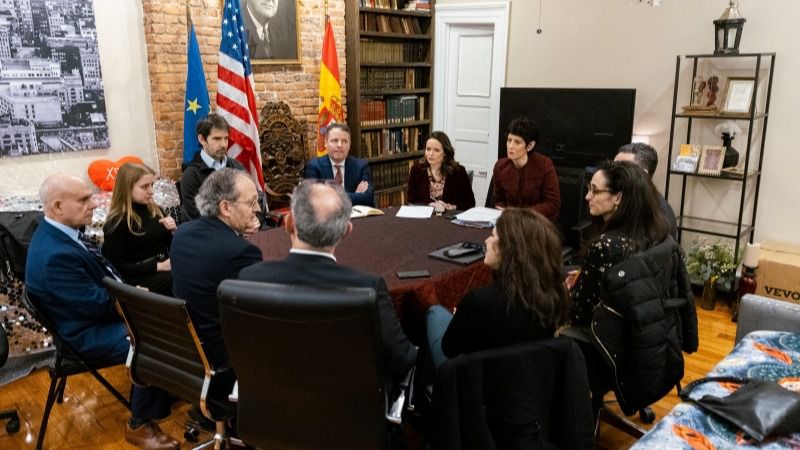 Elma Saiz presenta el Plan de Retorno Voluntario para españoles en Nueva York