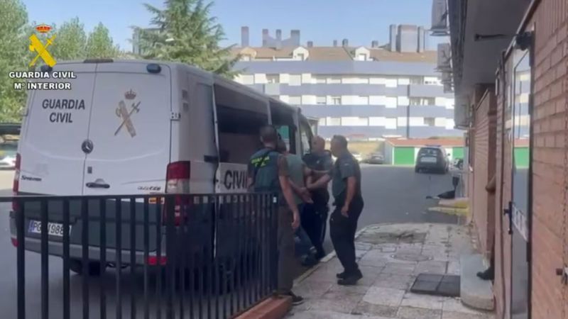 Detenido un bombero por provocar un incendio en Mombeltrán, Ávila