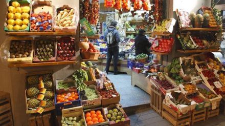 Ávila lanza la novena edición de 'Rasca y Gana' para impulsar el comercio local