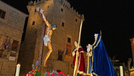 Ávila celebra Martes Santo con la procesión 'La Estrella' al estilo andaluz