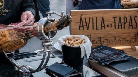 'Ávila en Tapas' celebra su 25 aniversario con masterclass de jamón y cata de vino