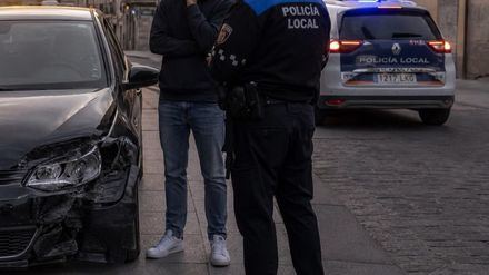 Joven en Ávila denunciado por conducir sin licencia y provocar un accidente