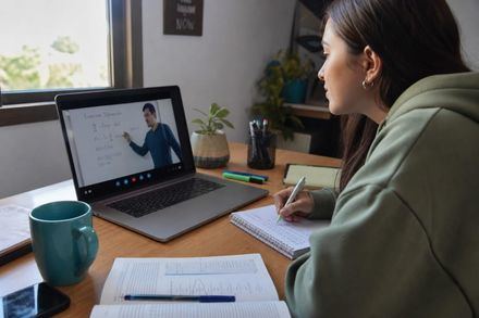 Cerca de 150 alumnos finalizan el curso del Programa de Teleformación en Ávila