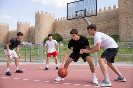Ávila lanza más de 100 actividades deportivas y culturales para jóvenes este verano
