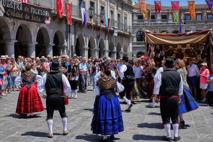 Muestra de Folclore en Ávila con grupos de varias provincias este sábado
