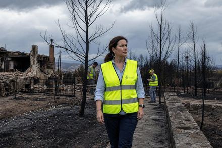 Sanchidrían promete restaurar infraestructuras dañadas por incendios en Ávila