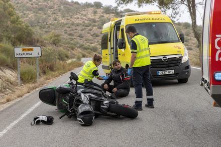 Motorista herido tras accidente en Navalosa, Ávila